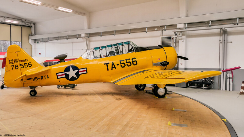 North American AT-6 Harvard (HB-RTA)