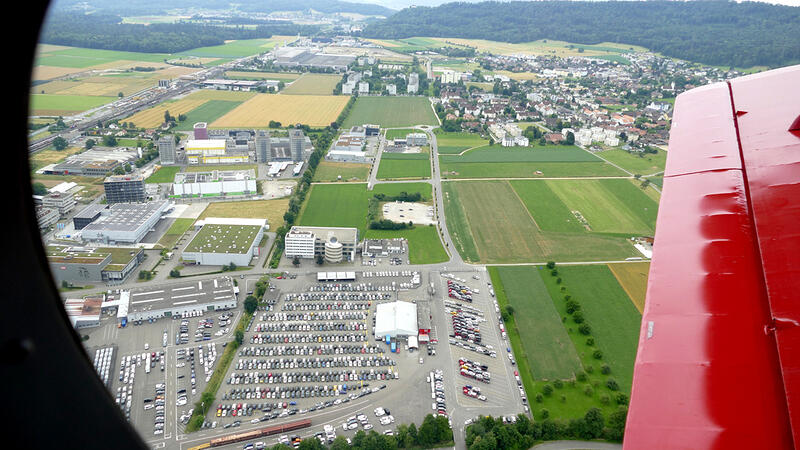 Blick aus der Luft auf "Bodenständiges": Amag Lupfig