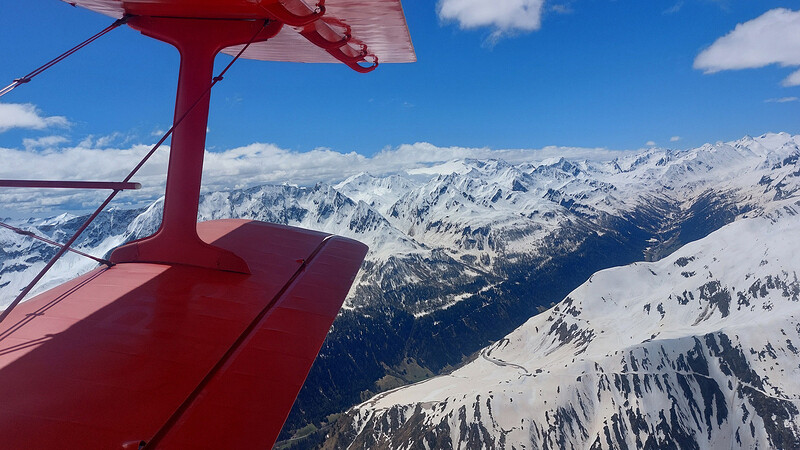 Nach dem Gotthardpass: Blick ins Val Bedretto...