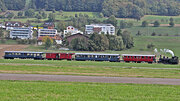 Sursee-Triengen-Bahn mit Dampflokomotive und historischen Waggons