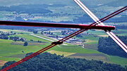 Fast im Fadenkreuz: Flugplatz von Ecuvillens (LSGE)