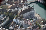 Luzern: Eingerüstete Jesuitenkirche